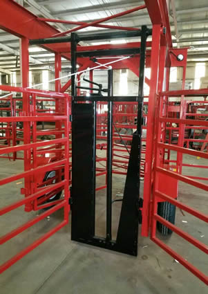 Titan OK Portable Corral Shown with a Horse Front